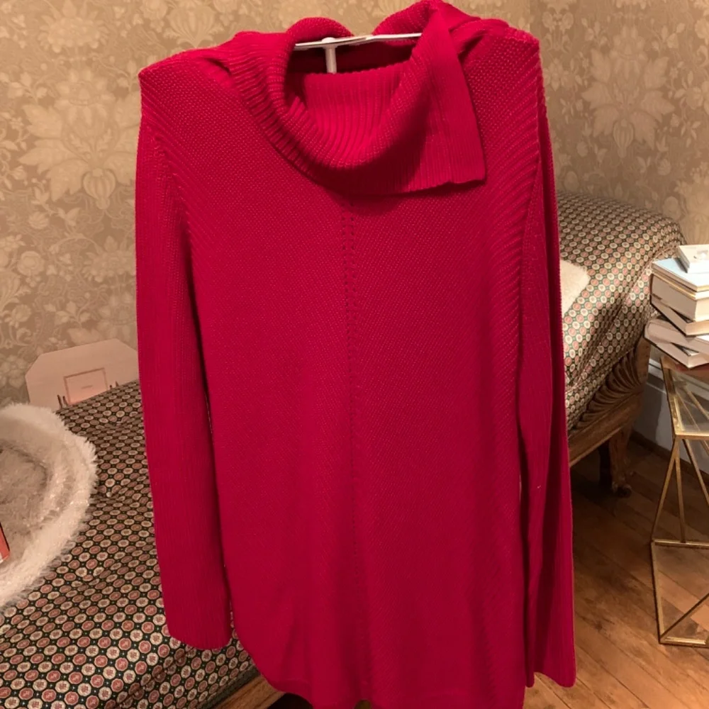 Talbots chevron stitch spkit neck sweater tunic.‎ Worn 1x